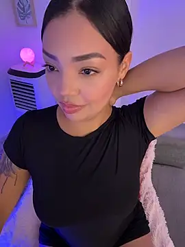 Sara LipsX online show from December 19, 2:48 am