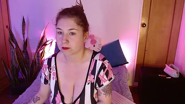 kittycatw online show from September 10, 8:47 am