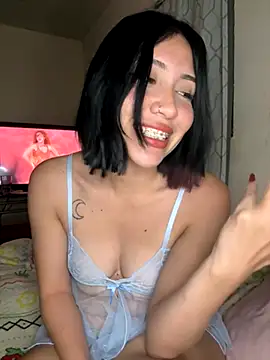 LunaAurora3 online show from November 23, 6:49 am