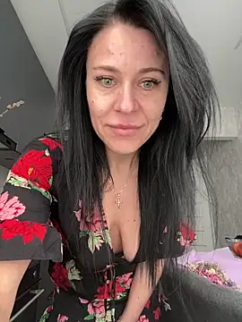 CuteNata online show from March 19, 1:15 pm