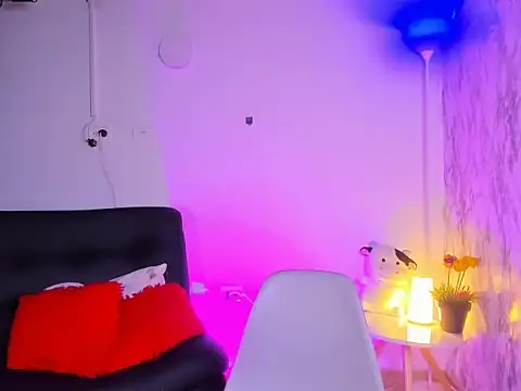 chloe blue online show from November 27, 11:24 am