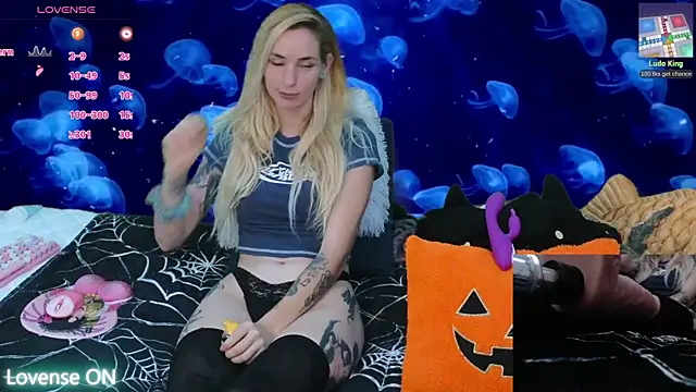 PrincessEmilia online show from October 21, 6:56 pm