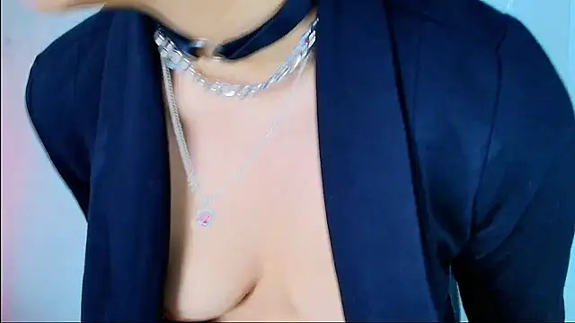 lina bedoya  online show from April 8, 11:56 am