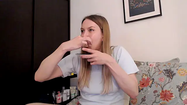 Scarlettford online show from March 29, 5:23 pm