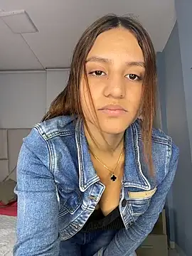 AnthonelaDuque online show from February 20, 11:45 am