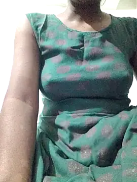 rituporna2004 online show from January 7, 2:37 am