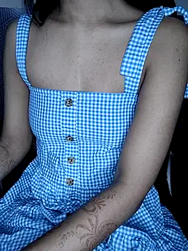 Leeeezzzz roy online show from June 21, 8:24 pm