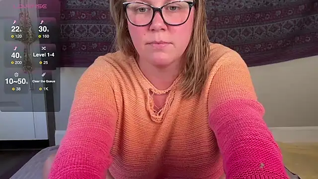 GlitterKitty108 online show from October 4, 1:28 pm