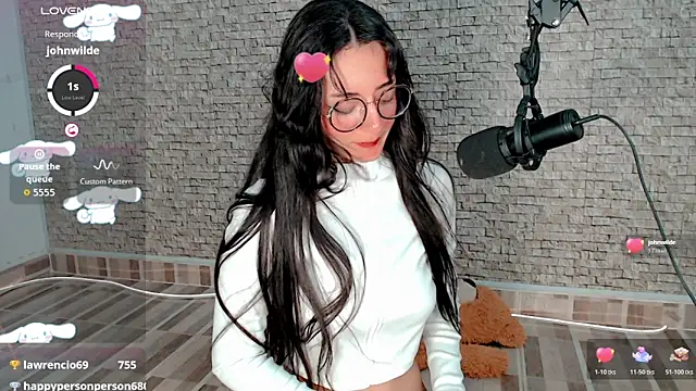 emma unu online show from June 5, 6:52 am