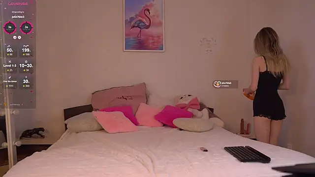 Snapshot of Arielgrace chatting on September 25, 8:57 am Arielgrace online show from September 25, 8:57 am