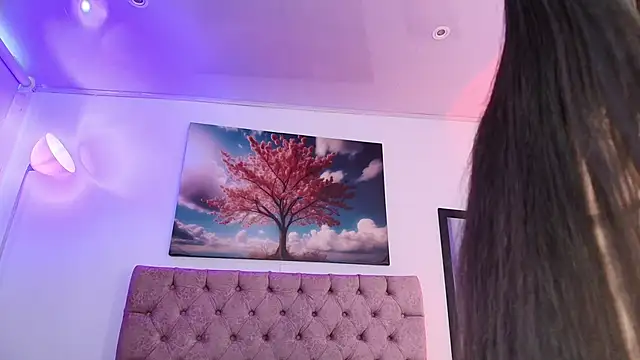 Julianaa Castro  online show from September 15, 12:02 pm