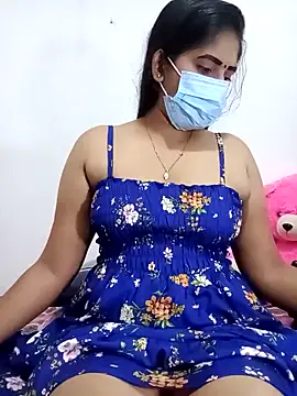 SLZAARA online show from November 15, 8:10 pm