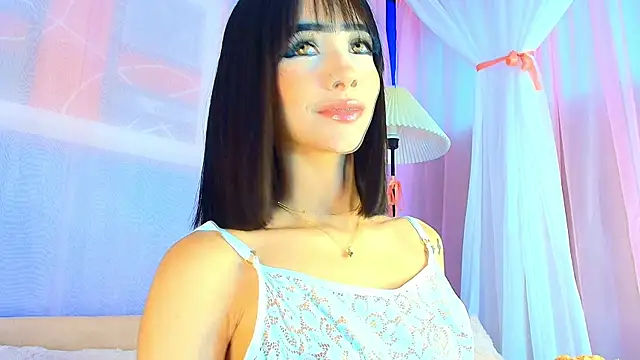 liccy hall online show from April 29, 11:46 am