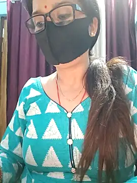 Aishwaryaa 69 online show from November 18, 3:24 pm