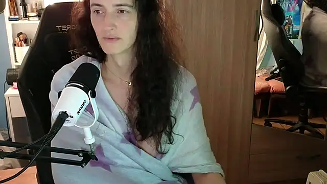 MemiKouki online show from November 21, 5:37 pm