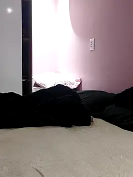 Snapshot of melissa_35_ chatting on October 22, 1:38 pm melissa 35 online show from October 22, 1:38 pm