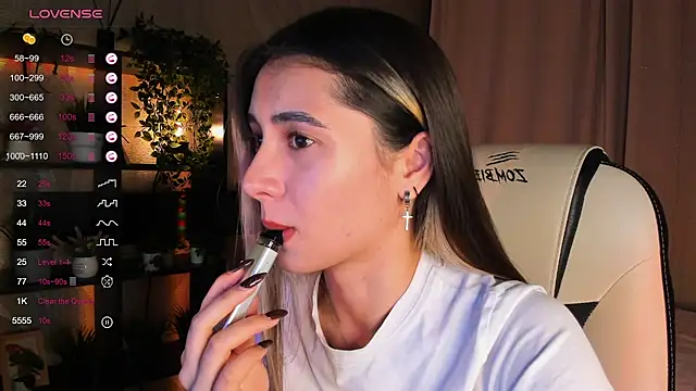 DarlaLike online show from October 4, 4:18 am