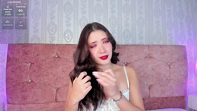 lunar leen online show from September 22, 8:18 pm