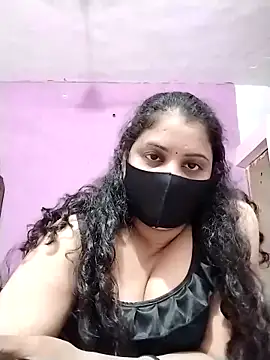 Snapshot of khanZaadii chatting on October 20, 8:01 pm khanZaadii online show from October 20, 8:01 pm