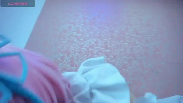 Snapshot of NEZUKO_MITSURI chatting on October 11, 1:36 pm NEZUKO MITSURI online show from October 11, 1:36 pm