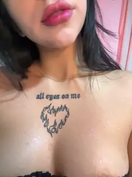 eva elifee online show from February 7, 10:57 pm