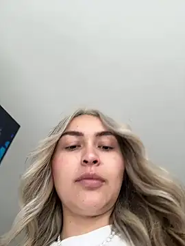 emma oxford online show from February 8, 8:23 pm