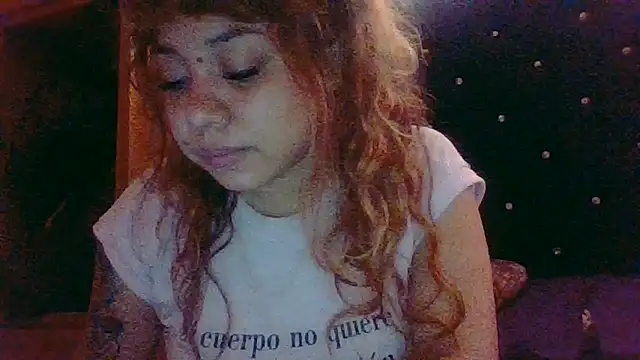 Jennxdolls online show from April 29, 2:20 pm