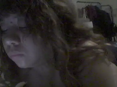 Snapshot of Jennxdolls chatting on October 4, 5:02 am Jennxdolls online show from October 4, 5:02 am