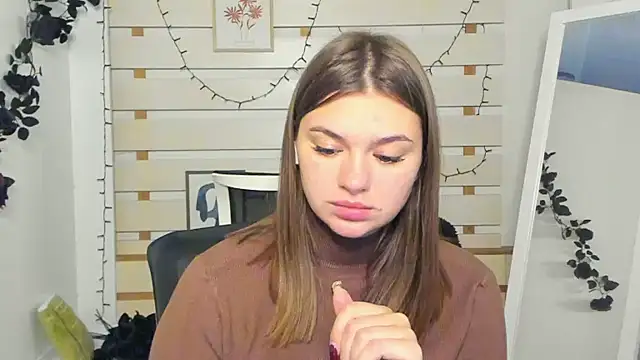 Josephine Kiss online show from November 17, 9:54 am