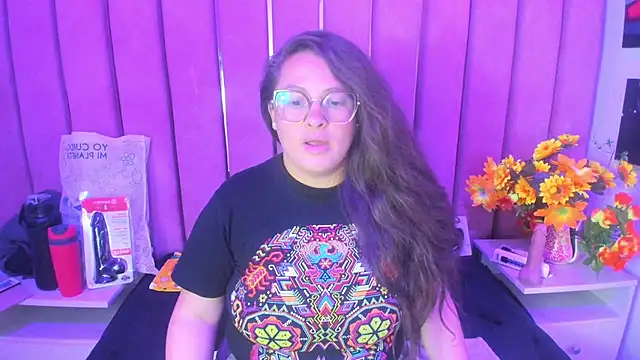 SaraThomso online show from November 12, 3:26 am