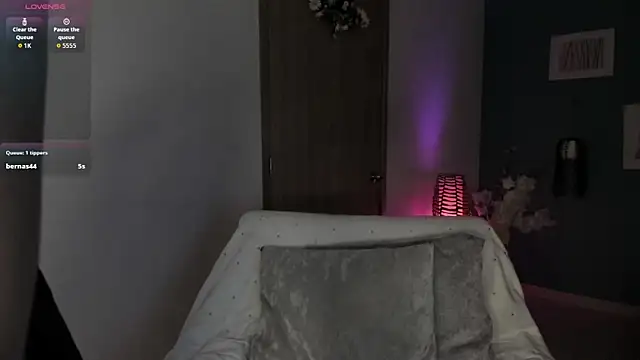 georgina palacios online show from January 18, 4:25 pm