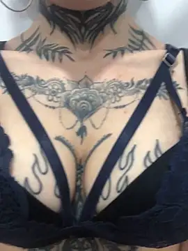 Tifanny Sweett online show from September 14, 7:39 am