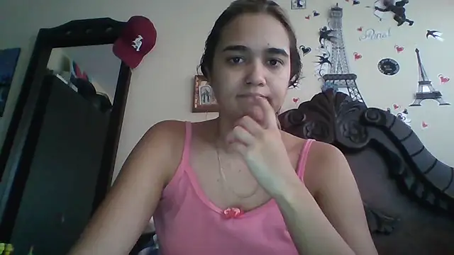 trianabell online show from October 25, 3:19 pm