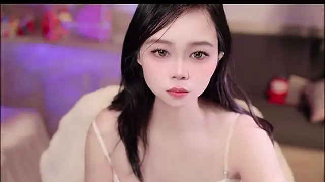 lily-Olivia online show from November 21, 1:35 pm