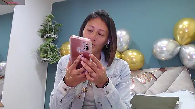 SharisWillian online show from September 16, 2:52 am