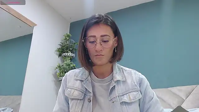 SharisWillian online show from September 23, 3:48 am