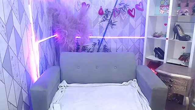 charlottemoonxz online show from October 13, 6:21 pm