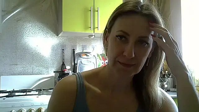 AshleyXHoney online show from March 16, 7:34 am