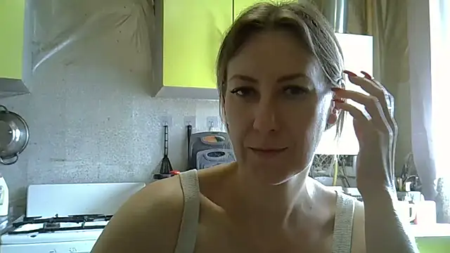 AshleyXHoney online show from June 2, 7:31 am