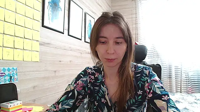 Wowpornoo online show from June 25, 9:35 am