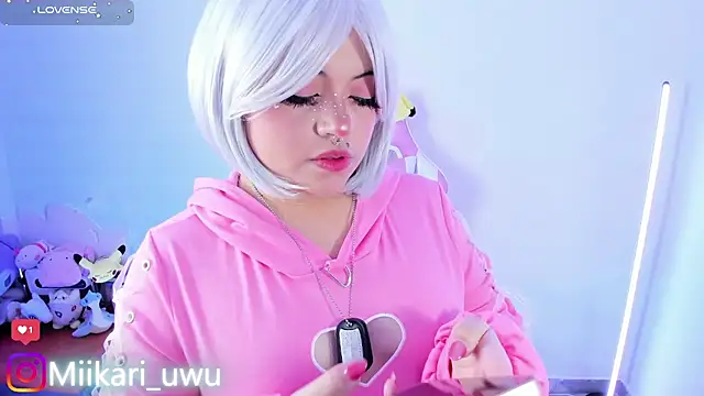 Ahri Elderwood online show from February 13, 4:03 am