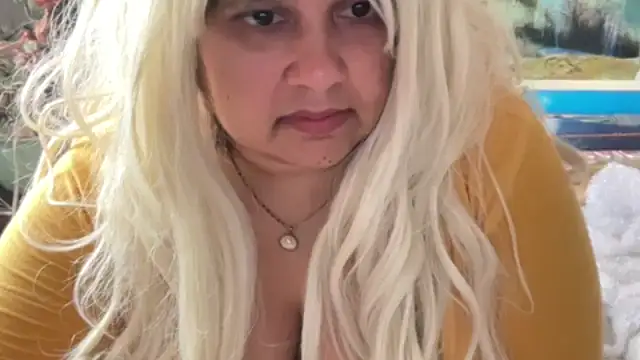 MelanieFawker online show from September 10, 2:28 pm