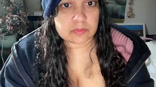 MelanieFawker online show from October 28, 2:45 pm