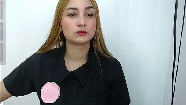 salome  lopez  online show from November 22, 2:09 pm