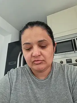 sarahhh1987 online show from March 14, 6:25 am