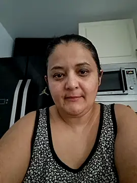 sarahhh1987 online show from February 7, 7:23 am