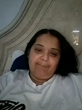 Snapshot of sarahhh1987 chatting on October 27, 6:46 pm sarahhh1987 online show from October 27, 6:46 pm