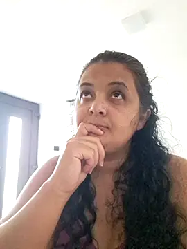 Snapshot of sarahhh1987 chatting on October 5, 1:16 pm sarahhh1987 online show from October 5, 1:16 pm