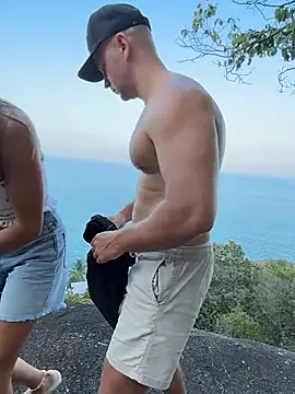 JuicyFruits93 online show from April 5, 10:47 am