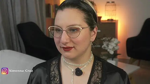 Ximenna Cruz online show from March 18, 9:42 pm